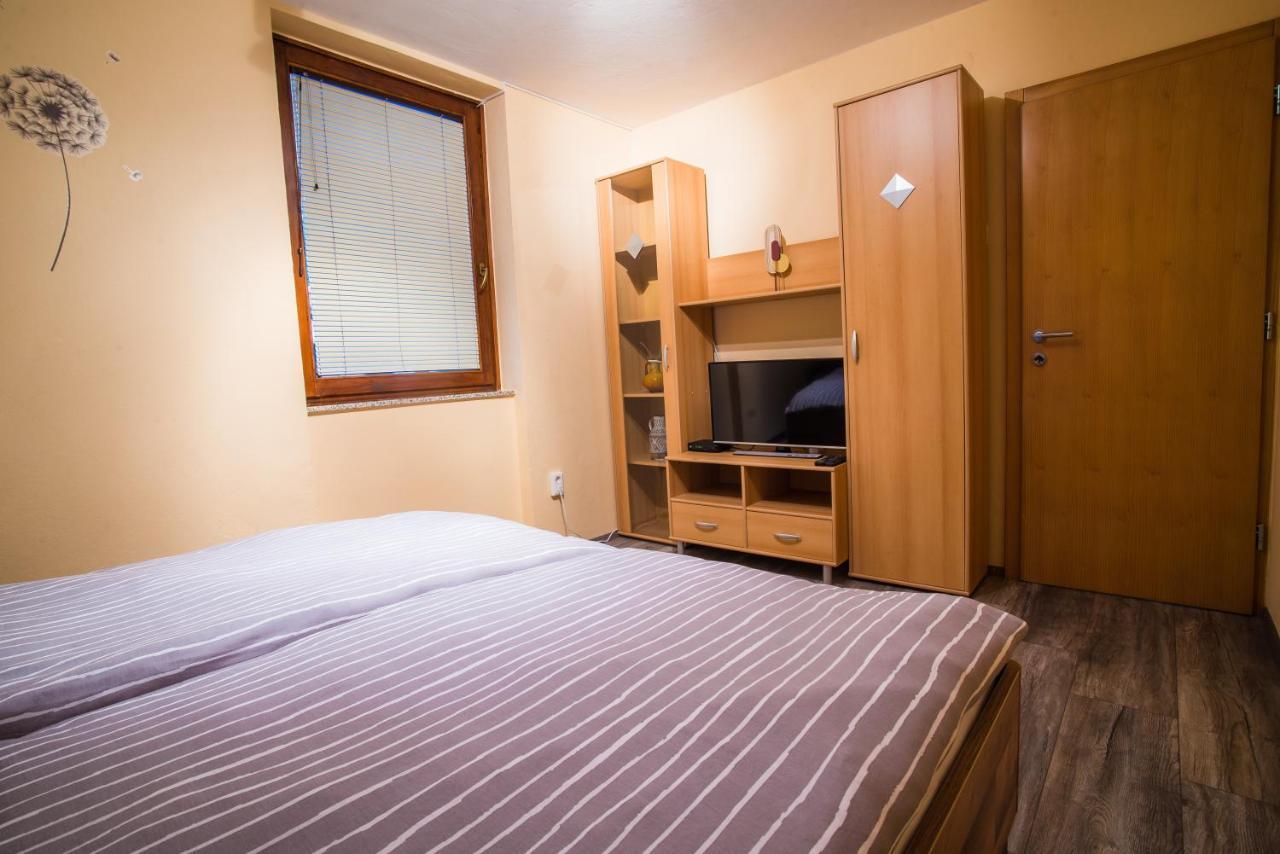 Apartment Veninsek Luce Ngoại thất bức ảnh