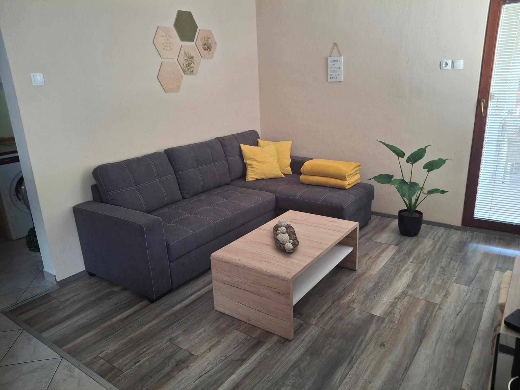 Apartment Veninsek Luce Ngoại thất bức ảnh